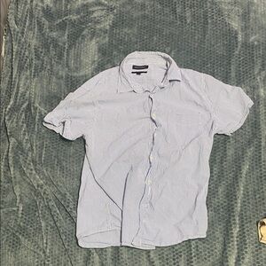 Banana Republic Men's Light Blue Striped Button Down Shirt